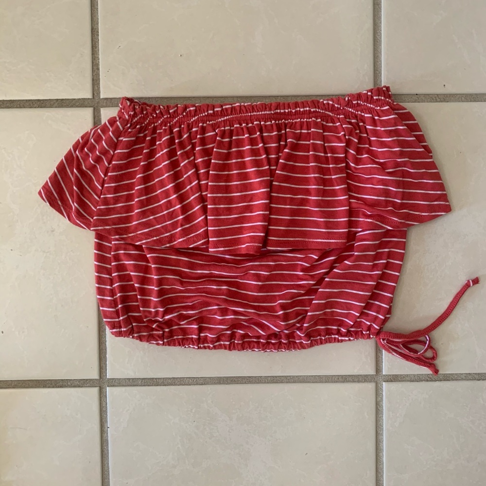 Comfy strapless top